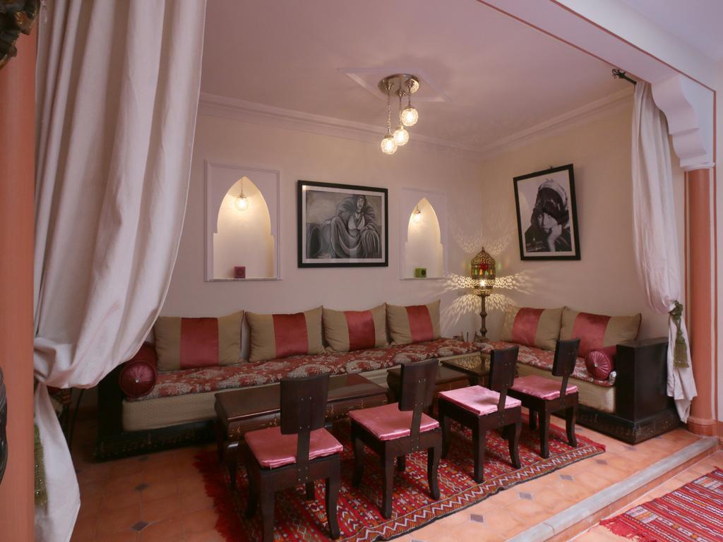 Riad De La Semaine Marrakesh Exterior photo